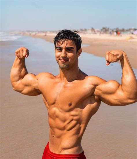 hot guys flexing|Muscle Video Guys A.